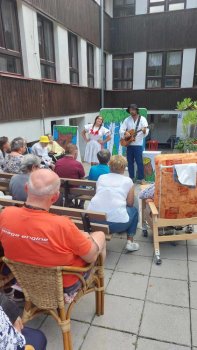 Divadelné predstavenie O hlúpej žene